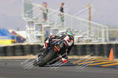 media/Oct-29-2022-CVMA (Sat) [[14c0aa3b66]]/Race 8 Supersport Middleweight/Folder 2/